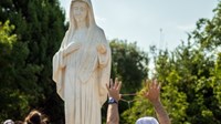 Blagdan je Velike Gospe - deseci tisuća hodočasnika u marijanskim svetištima