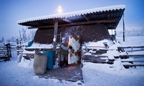 DONOSIMO NAJHLADNIJU FOTOGALERIJU: U najhladnijem selu na svijetu na -60°C nitko ne gasi automobile preko noći