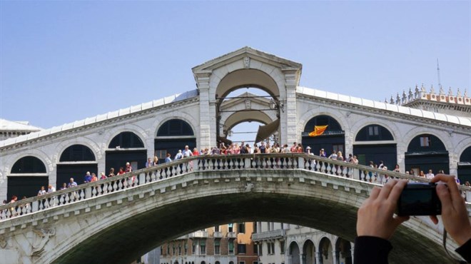 Htjeli raznijeti čuveni most: U Veneciji uhitili troje džihadista 