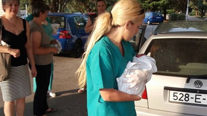Mostar: Žena se porodila na ulazu u bolnicu
