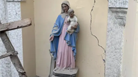 Katedrala se srušila do temelja, a Gospin kip ostao netaknut nakon razornog potresa