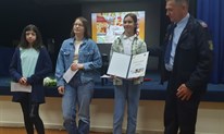 Grude: CZ ŽZH dodijelila nagrade i priznanja djeci i učenicima za najbolje likovne i literarne radove FOTO