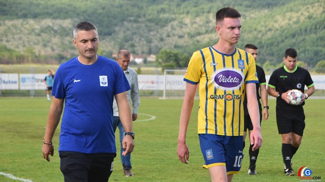 FOTO: Kadeti HNK Grude, osvojili ste srca navijača, hvala vam! Remi u derbiju, unatoč lošem suđenju