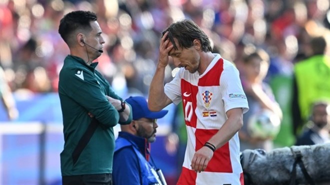 Debakl je iza nas, Hrvatska se sada mora spustiti na zemlju i zaigrati svoju igru!