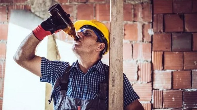 Kaos na baušteli, radili na kući, posvađali se pa se potukli, 69-godišnjak zadržan na liječenju