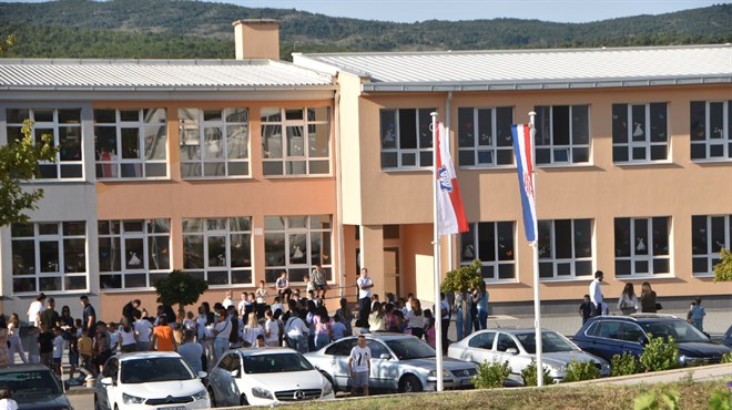 EKSKLUZIVNO: 10 tisuća i 300 učenika u ZHŽ-u, srednjoškolci biraju strukovna zanimanja, raste broj povratnika iz inozemstva