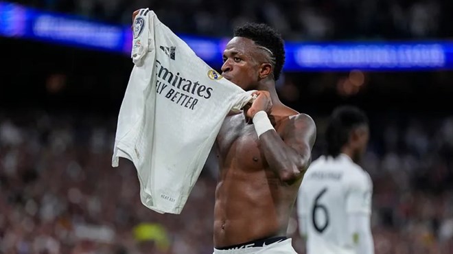 Real za poluvrijeme zabio petardu Borussiji! Vinicius zabio hat-trick, Modrić kreirao ključnu akciju za 2:2