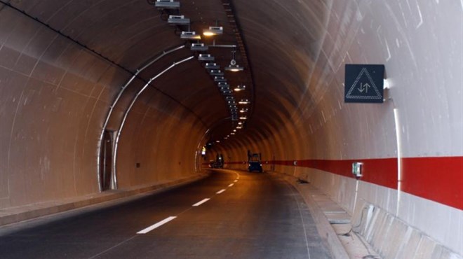 Radovi u tunelu Salakovac usporavaju promet