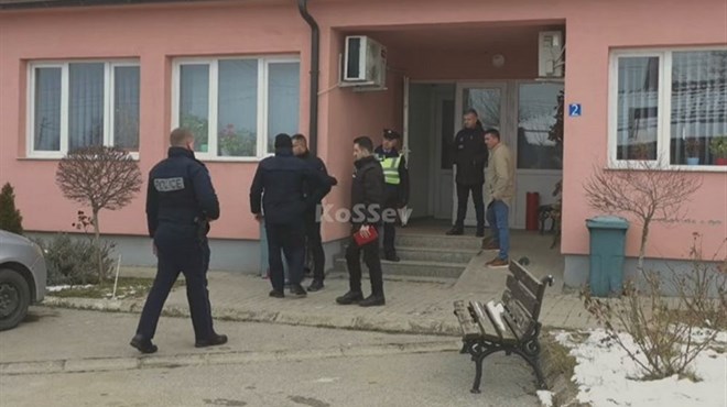 Napeto na Kosovu. Policija zatvara paralelne institucije Srbije, u Beogradu bijesni