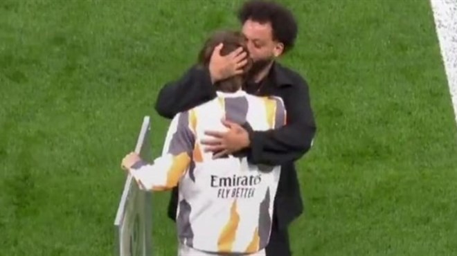 Marcelo se oprostio na Santiago Bernabéuu, kapetan Modrić ga je ispratio u sportsku mirovinu