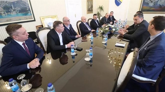 Diplomatske putovnice Ćorluki, Hrviću, Ahmetlićima jer su bh. ekonomiju pozicionirali na međunarodnoj sceni