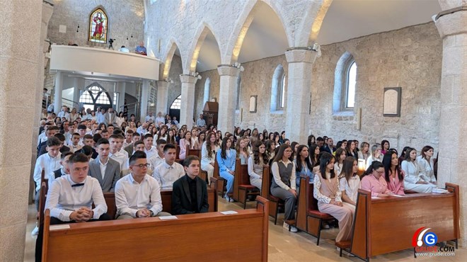 GRUDSKA DJECO, ČESTITKE! PRIMILI STE PEČAT DARA DUHA SVETOGA I POTVRDILI VJERU SVOJIH OTACA