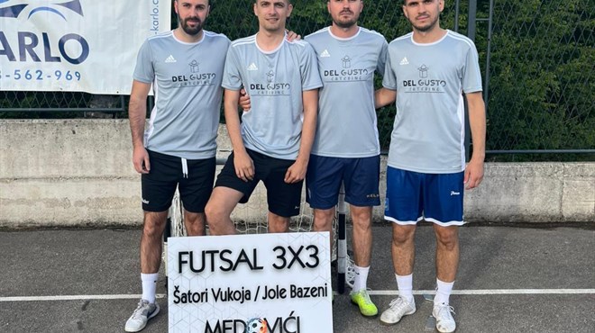 FOTO: Druga večer Futsal kupa na Medovićima, večeras ćemo saznati posljednje putnike u završni dan