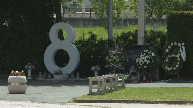 Vitežani se prisjećaju osmero ubijene hrvatske djece: ''Žalosno da i dalje govorimo o neprocesuiranju''