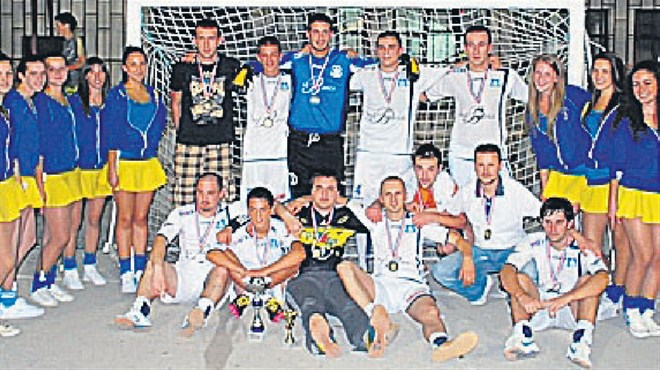 Od osvajača prve titule iz 2010. još je 6 aktivnih igrača Grude Centra! Večeras igraju protiv Stoca za polufinale Lige Hercegovine