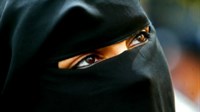 Švicarci izglasali zabranu pokrivanja lica