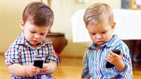 Prekomjerna upotreba mobitela ostavlja tragove na dječjoj psihi