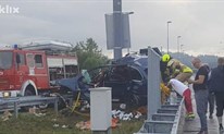 Stravična nesreća u Sarajevu: Od automobila je ostala samo olupina, žene su poginule