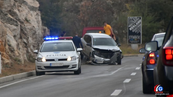 FOTO: U Hercegovini zabilježeno više nesreća, Žovnica natopljena uljem