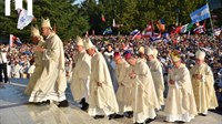 FOTO Kardinal De Donatis na otvaranju Mladifesta: Donosim topli pozdrav i blagoslov Svetog Oca
