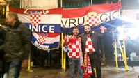 FOTO: Zastave sa simbolima Hrvatske i Herceg Bosne vijore se Cardiffom!