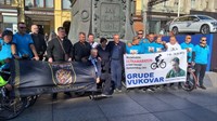 Sudionici ultramaratona Grude - Vukovar dočekani na Trgu bana Jelačića
