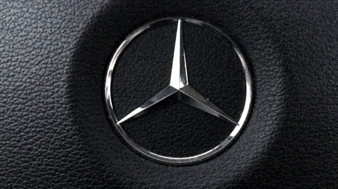 Mercedes-Benz ukida ručne mjenjače u svojim vozilima!