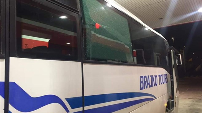 Hrvatski autobus kamenovan kod Bugojna