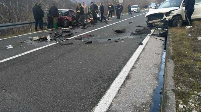 Dvije osobe poginule u teškoj prometnoj nesreći sjeverno od Mostara