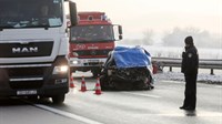 Vozač iz BiH jurio 180 na sat i bez kočenja se zabio u ralicu