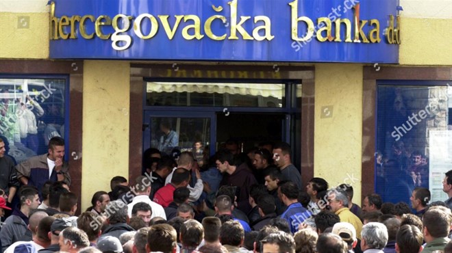 Obilježava se dvadeset godina od napada na Hercegovačku banku!