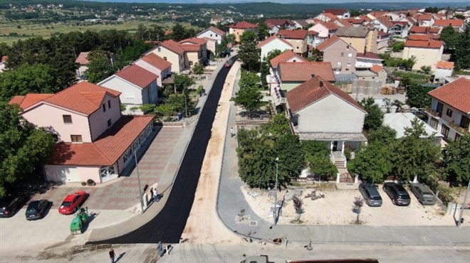 POSUŠJE: Prva faza rekonstrukcije Ulice Herceg Stjepana Kosače pri samom kraju