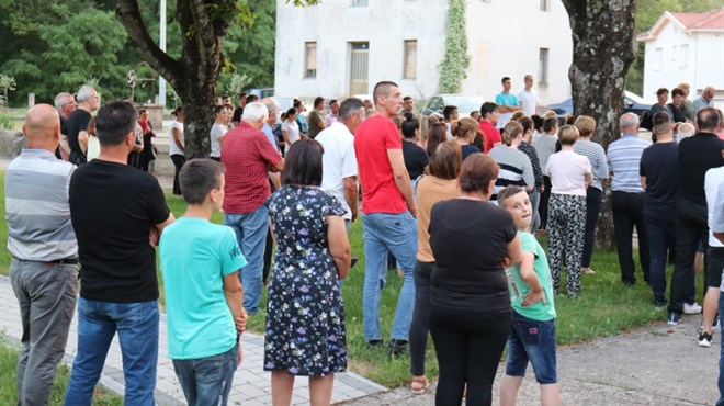 Hercegovačka župa zaključala crkve zbog odlaska voljenog župnika don Drage
