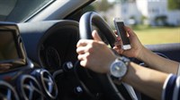 50 posto vozača koristi mobitel u vožnji i to je najčešći krivac nesreća