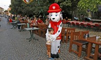 FOTO: Ljetni karneval u Čapljini ponovno spektakularan