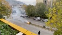 VIDEO nereda u Mostaru! Policija morala pucati! 19-godišnjaku se bore za život