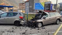 MOSTAR: U eksploziji oštećena dva automobila za prodaju