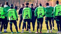 Trener Saint Etiennea zabranio post igračima tijekom ramazana, dvije trećine svlačionice mu se pobunile