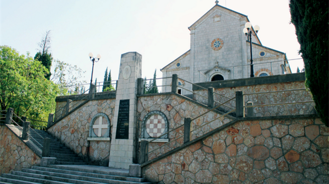 Posveta crkve u Drinovcima