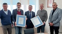 Grude: Predsjednik Matice hrvatske Miro Gavran posjetio Općinu i Srednju školu A.B. Šimić