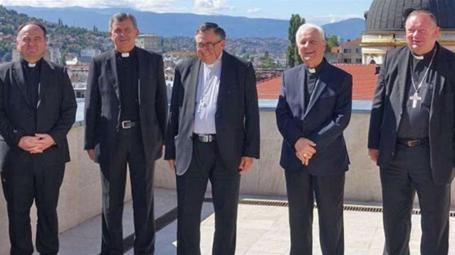 Biskupi se sastali i obznanili: U 30 godina nestalo čak 54,6 posto katolika u BiH