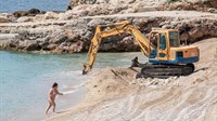 Kupači svoje, bager svoje... evo kako se najpoznatija hrvatska plaža priprema za ljeto