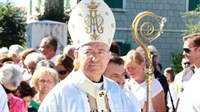 Umirovljen splitsko-makarski nadbiskup Barišić