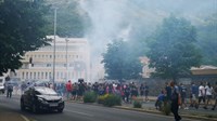 Mostar: Baklja maturanata završila na ugostiteljskom objektu, policajac spriječio požar