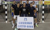 FOTO: Grudsko ljeto i druge večeri sadržajno! Marin Šunjić u ulozi golmana igrača zabio 6 golova! Program se nastavlja u nedjelju!