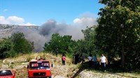 I dalje dramatično kod Mostara, i radnici ugroženih tvrtki gase požar