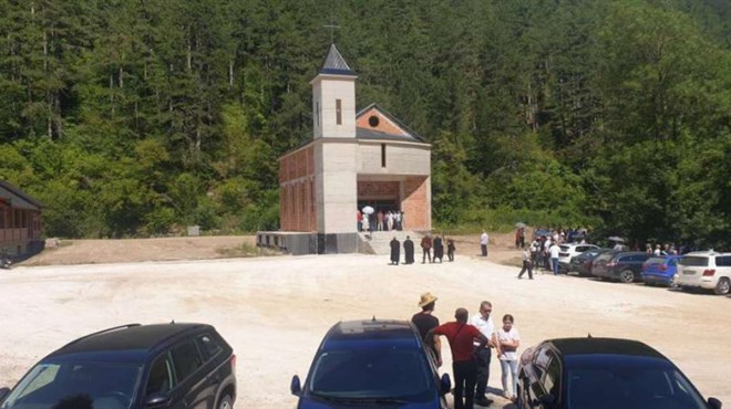 Husein Smajić nakon blagoslova crkve: Presretan sam, ovo je crkva mira, ljubavi i poštovanja