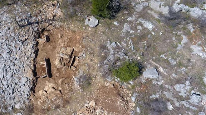 Stručno izvješće o arheološkim istraživanjima na Petnjiku i Peć Mlinima