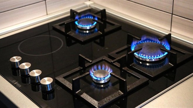 Je li plin lošije kvalitete ako boja plamena na štednjaku nije plava?