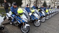 Policajcima predano 35 novih BMW motocikala